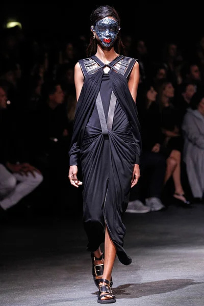 Look 36